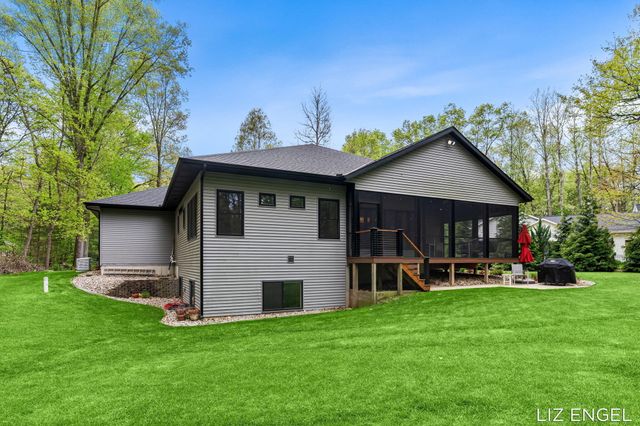 3190 Light House Way, Saugatuck Twp, MI 49453