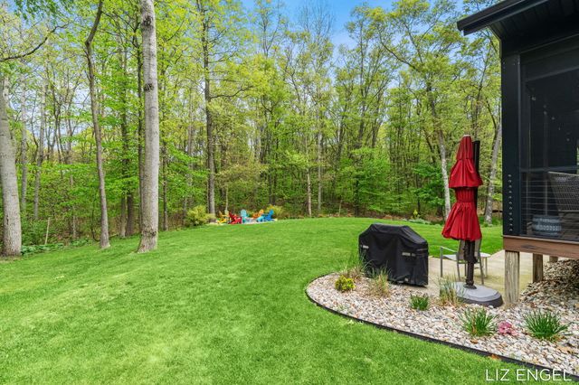 3190 Light House Way, Saugatuck Twp, MI 49453