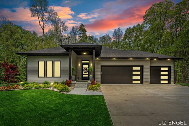 3190 Light House Way, Saugatuck Twp, MI 49453
