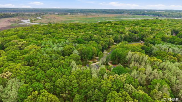 3190 Light House Way, Saugatuck Twp, MI 49453