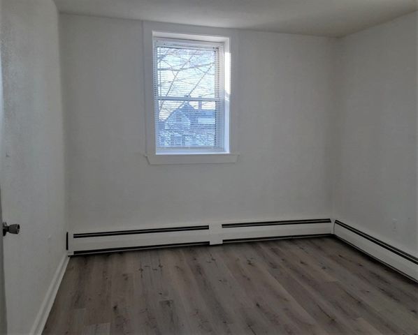 143 Groveland St 5, Haverhill, MA 01830