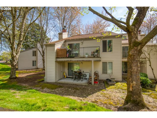 10047 Sw TRAPPER Ter, Beaverton, OR 97008