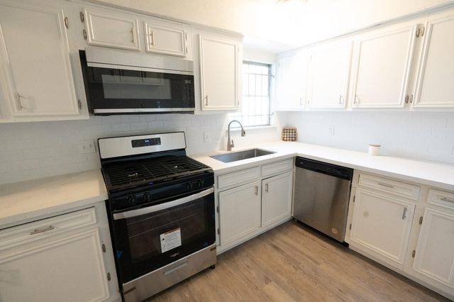 5631 Westover Street, Houston, TX 77033