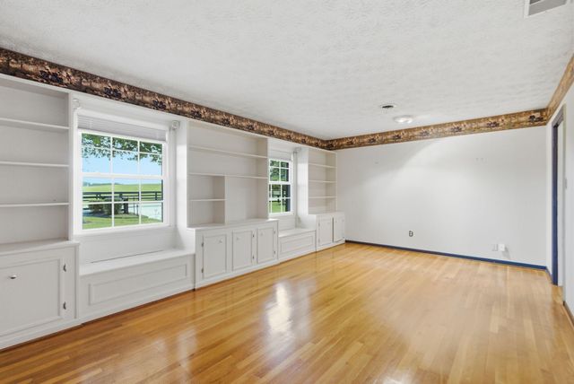 4660 Athens Walnut Hill Pike, Lexington, KY 40515