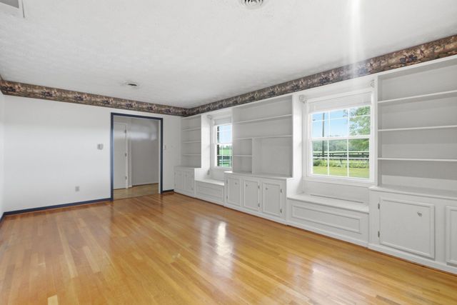 4660 Athens Walnut Hill Pike, Lexington, KY 40515