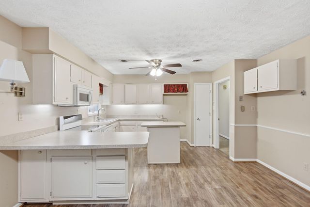4660 Athens Walnut Hill Pike, Lexington, KY 40515