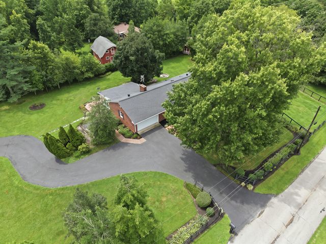 4660 Athens Walnut Hill Pike, Lexington, KY 40515