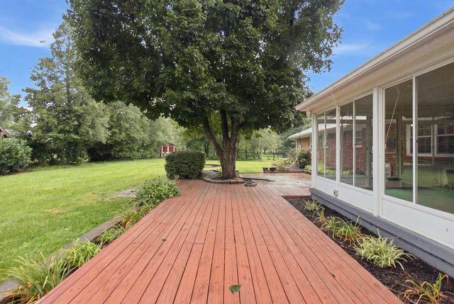 4660 Athens Walnut Hill Pike, Lexington, KY 40515