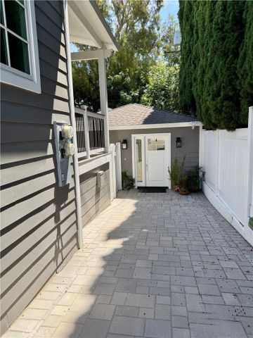 1820 S Wooster Street, Los Angeles, CA 90035