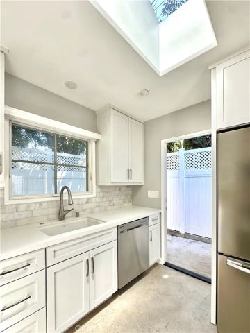 1820 S Wooster Street, Los Angeles, CA 90035