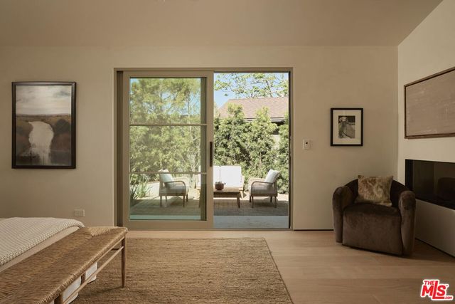 12227 Everglade Street, Los Angeles, CA 90066