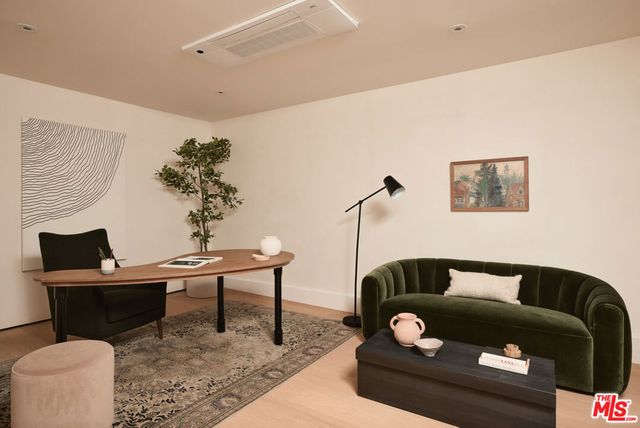 12227 Everglade Street, Los Angeles, CA 90066