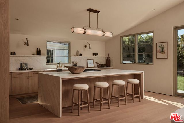 12227 Everglade Street, Los Angeles, CA 90066