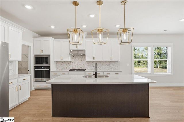 348 Allingham Road, Piedmont, SC 29673