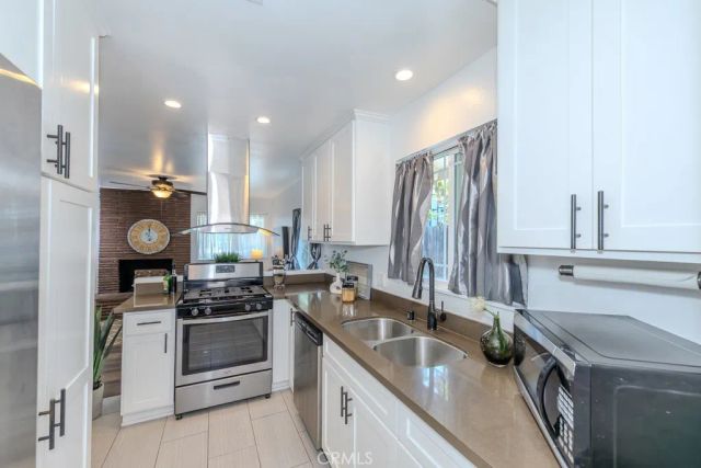 2219 W Coronet Avenue, Anaheim, CA 92801