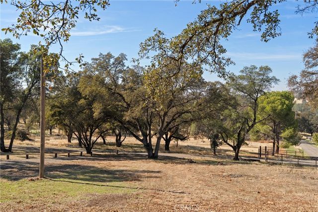 32 Las Flores, Oroville, CA 95966