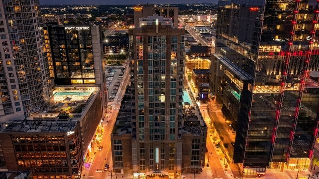 301 Demonbreun St Unit 502, Nashville, TN 37201
