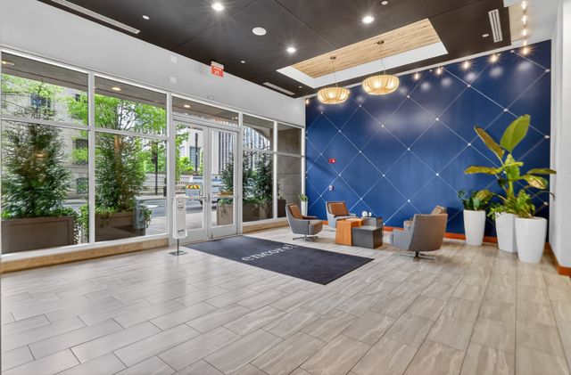 301 Demonbreun St Unit 502, Nashville, TN 37201