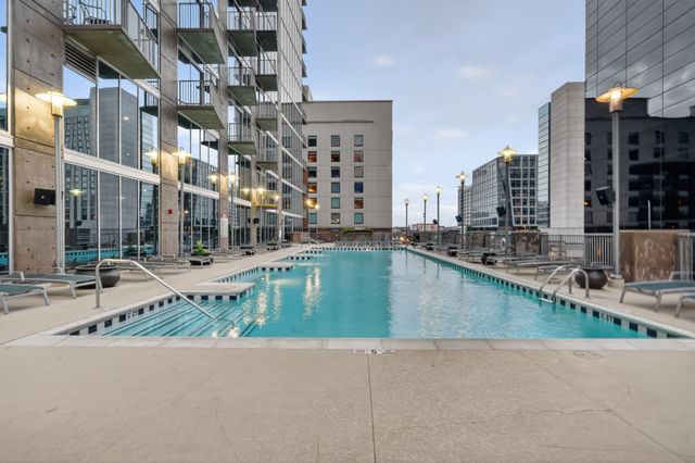 301 Demonbreun St Unit 502, Nashville, TN 37201