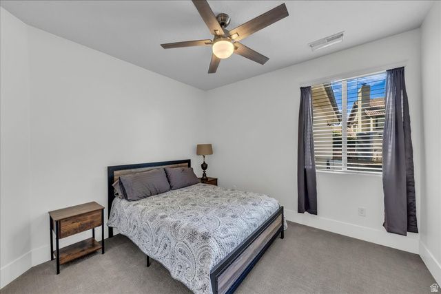 1555 W WOODSVIEW LN, St. George, UT 84770