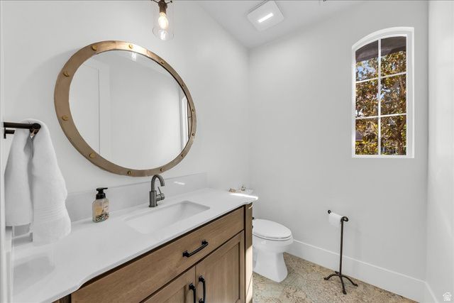 1555 W WOODSVIEW LN, St. George, UT 84770