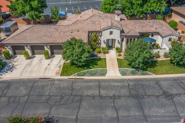 1555 W WOODSVIEW LN, St. George, UT 84770