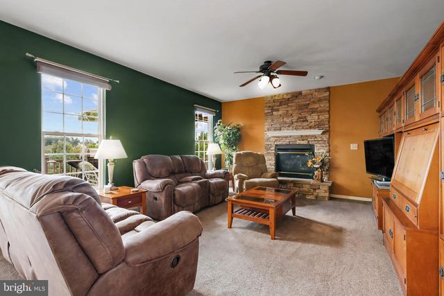 18 YARA WAY, Hanover, PA 17331