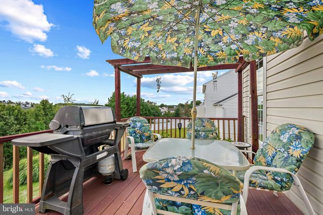 18 YARA WAY, Hanover, PA 17331