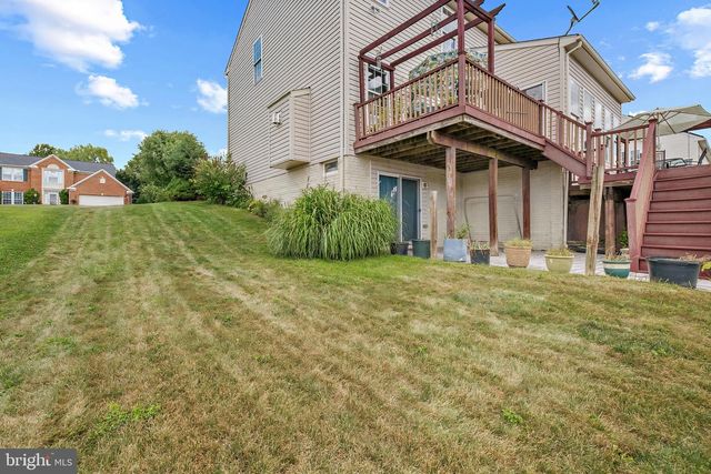 18 YARA WAY, Hanover, PA 17331