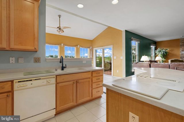 18 YARA WAY, Hanover, PA 17331