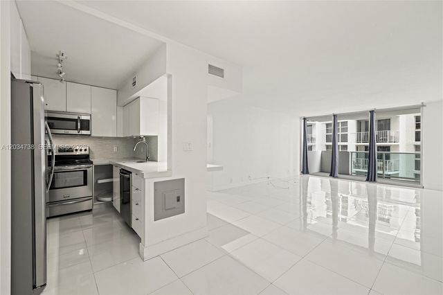 1200 West Ave 622, Miami Beach, FL 33139