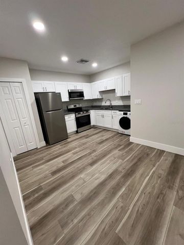 475 UMATILLA BOULEVARD, Umatilla, FL 32784