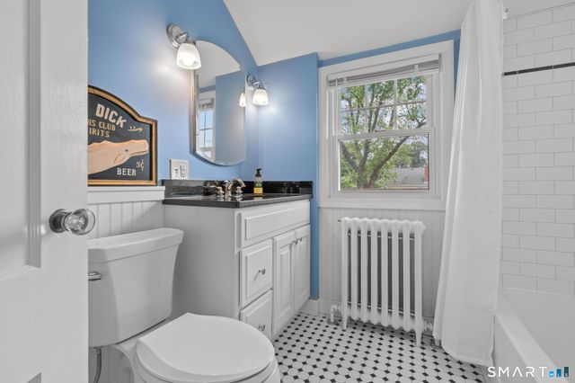 16 Clifton Avenue, West Hartford, CT 06107