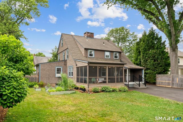 16 Clifton Avenue, West Hartford, CT 06107
