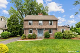 16 Clifton Avenue, West Hartford, CT 06107