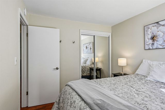 2335 NE 12th Street, Renton, WA 98056