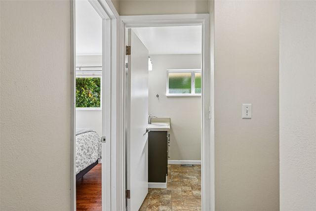 2335 NE 12th Street, Renton, WA 98056