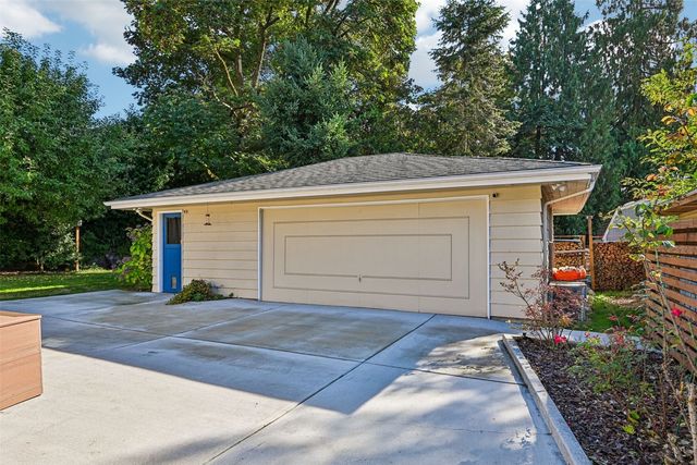 2335 NE 12th Street, Renton, WA 98056