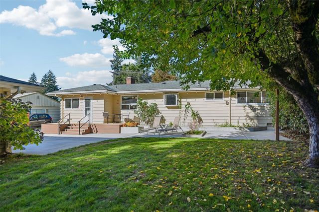 2335 NE 12th Street, Renton, WA 98056
