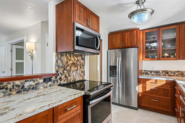 2335 NE 12th Street, Renton, WA 98056