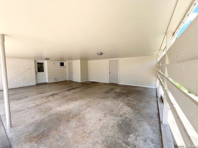 1110 Nancy Beth, Kerrville, TX 78028