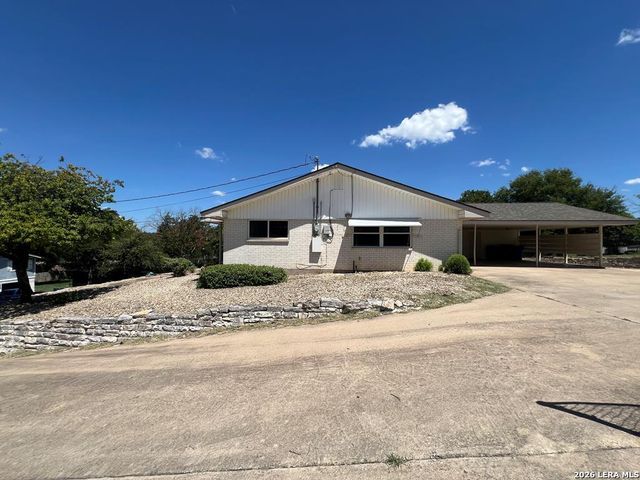 1110 Nancy Beth, Kerrville, TX 78028
