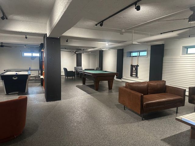 4970 N Marine Drive 528, Chicago, IL 60640