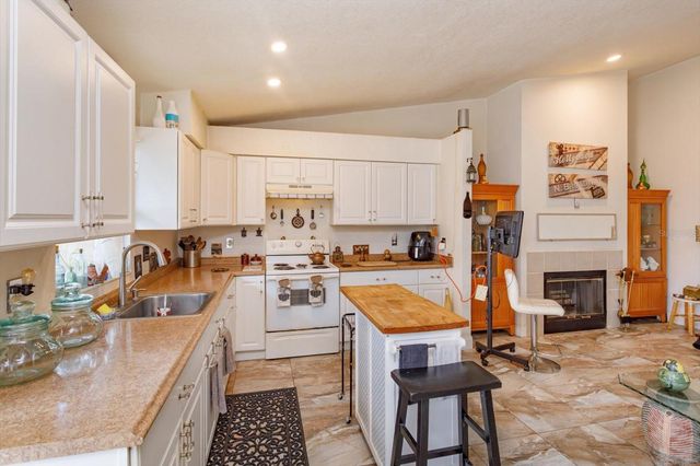 2501 LONG MEADOW WAY, Orlando, FL 32817