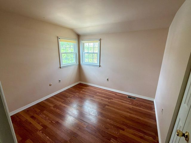 10 ARGO DR, Sewell, NJ 08080