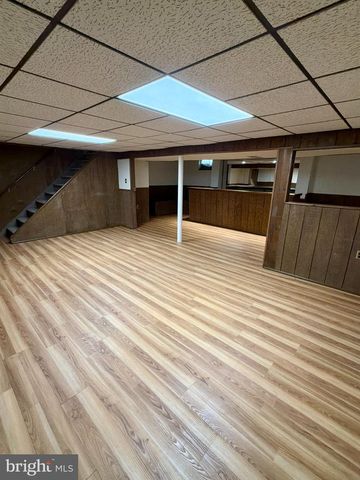 10 ARGO DR, Sewell, NJ 08080