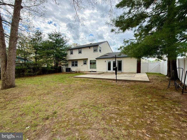 10 ARGO DR, Sewell, NJ 08080
