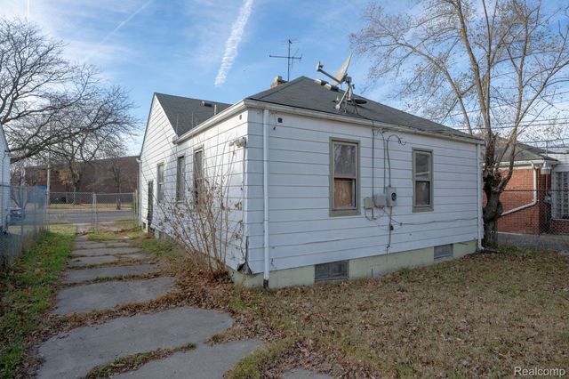 15726 Hubbell Street, Detroit, MI 48227