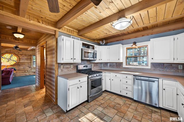 115 BIRCH Court, Dahinda, IL 61428