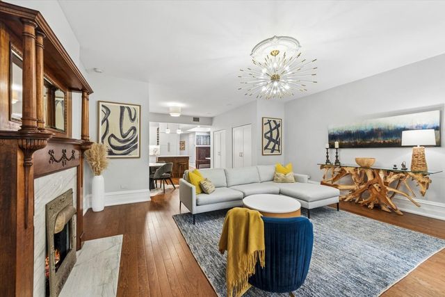 42 E CEDAR Street 3, Chicago, IL 60611